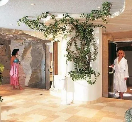 Hotel Alpen