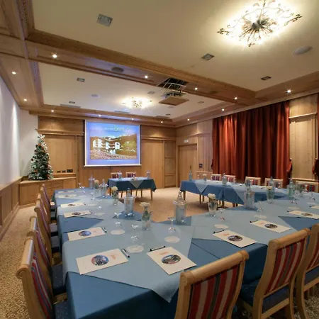 Hotel Alpen Vigo di Fassa