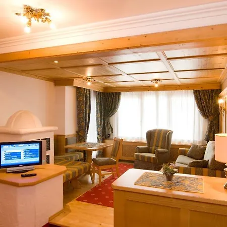 Alpen Hotel 4*