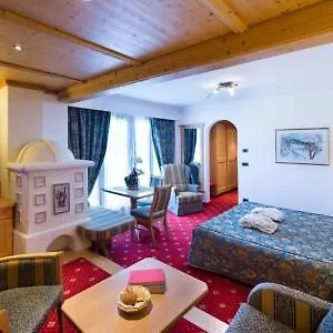 Alpen Hotel 4*